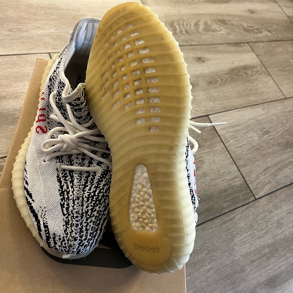 Yeezy Zebra. Excellent condition